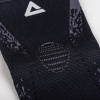 Elastický chránič lakťa PEAK Elbow Protector čierny